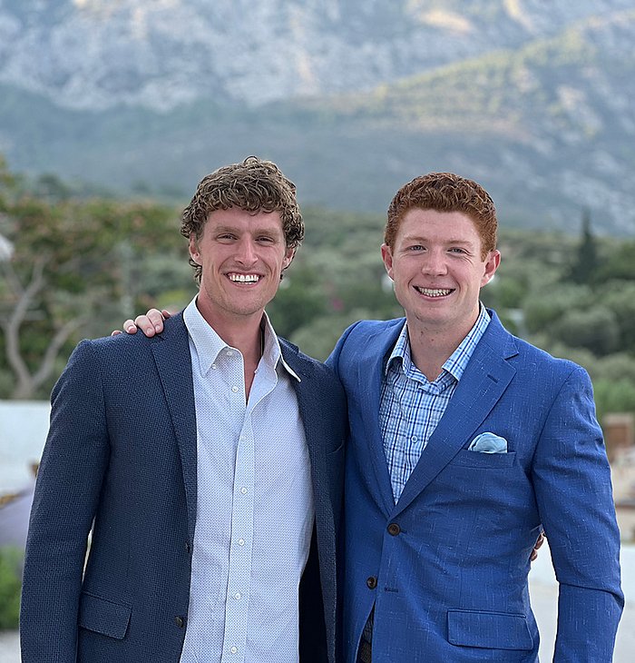  WillandConnorBannerMobile  