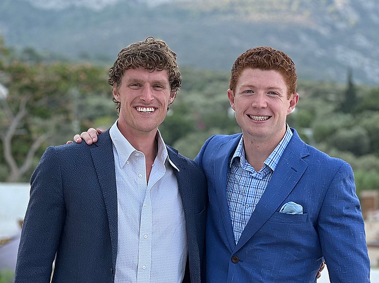  WillandConnorBannerMobile  